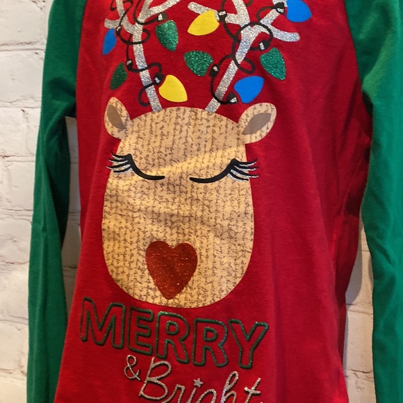 Holiday Time Merry & Bright Green/Red Reindeer Lights Raglan Tee - Picture 2 of 4